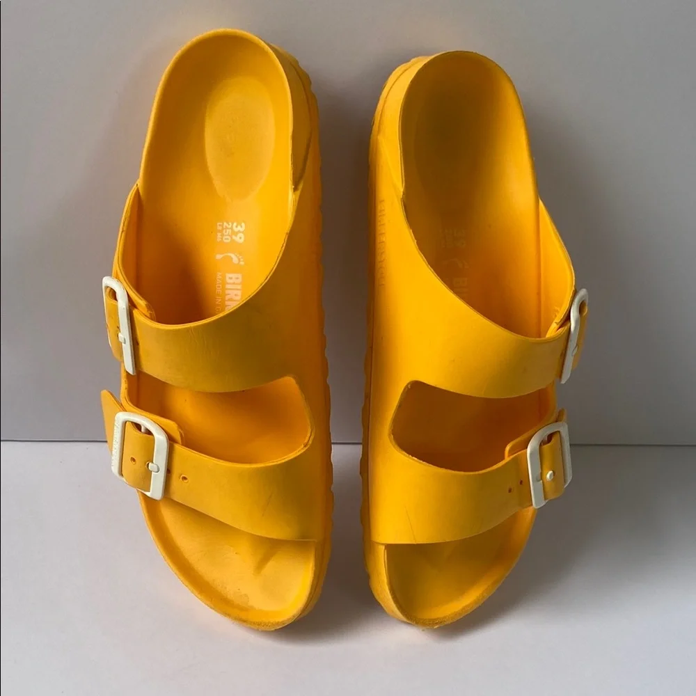 Birkenstock Yellow Sandals with Buckle Detail - Picture 4 of 11